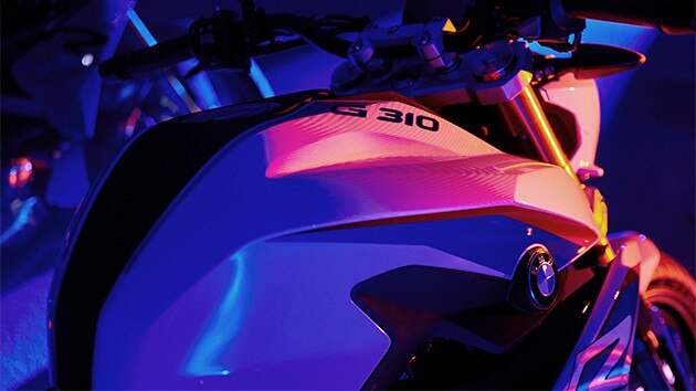 G 310 R в предизвикателството Park n Ride