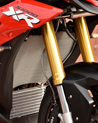 S 1000 XR обърната вилка