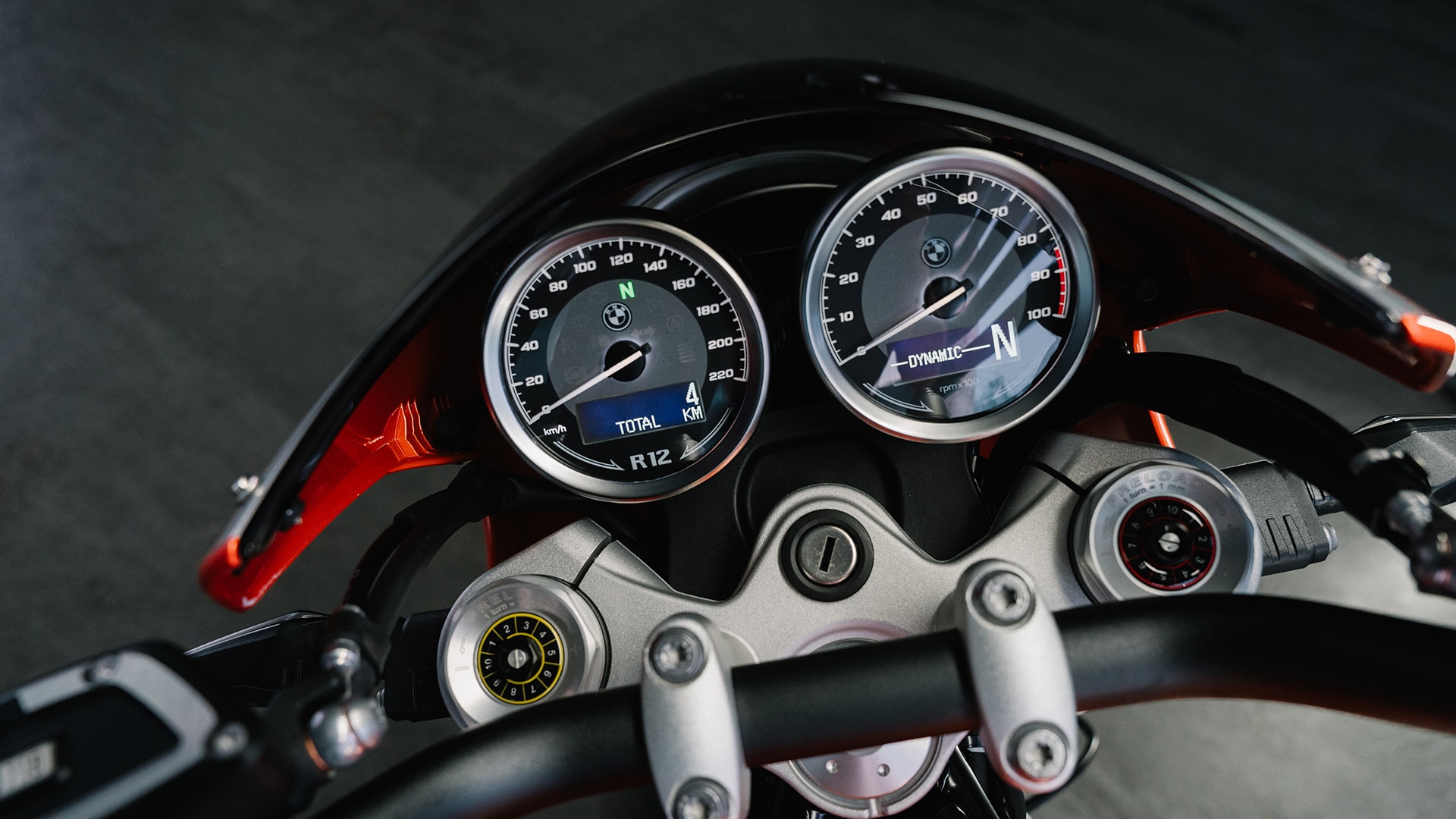 The comfort features of the R 12 S from BMW Motorrad