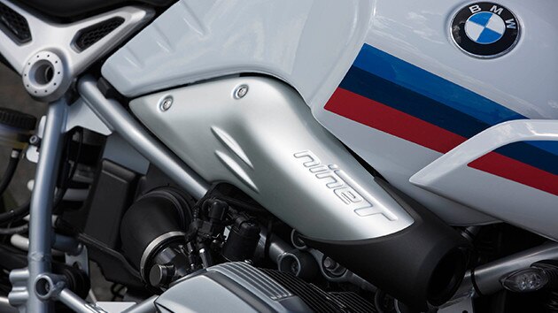 Лого на R nineT Racer
