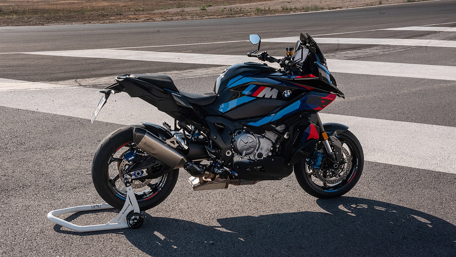 The M 1000 XR from BMW Motorrad