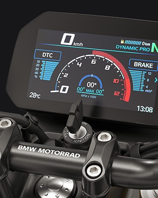Режими на каране Pro и 6,5-инчов TFT дисплей на F 450 R от BMW Motorrad