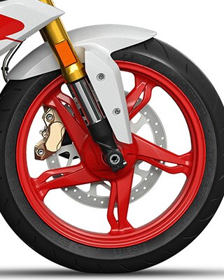 Това е лятото алуминиево колело на G 310 R.