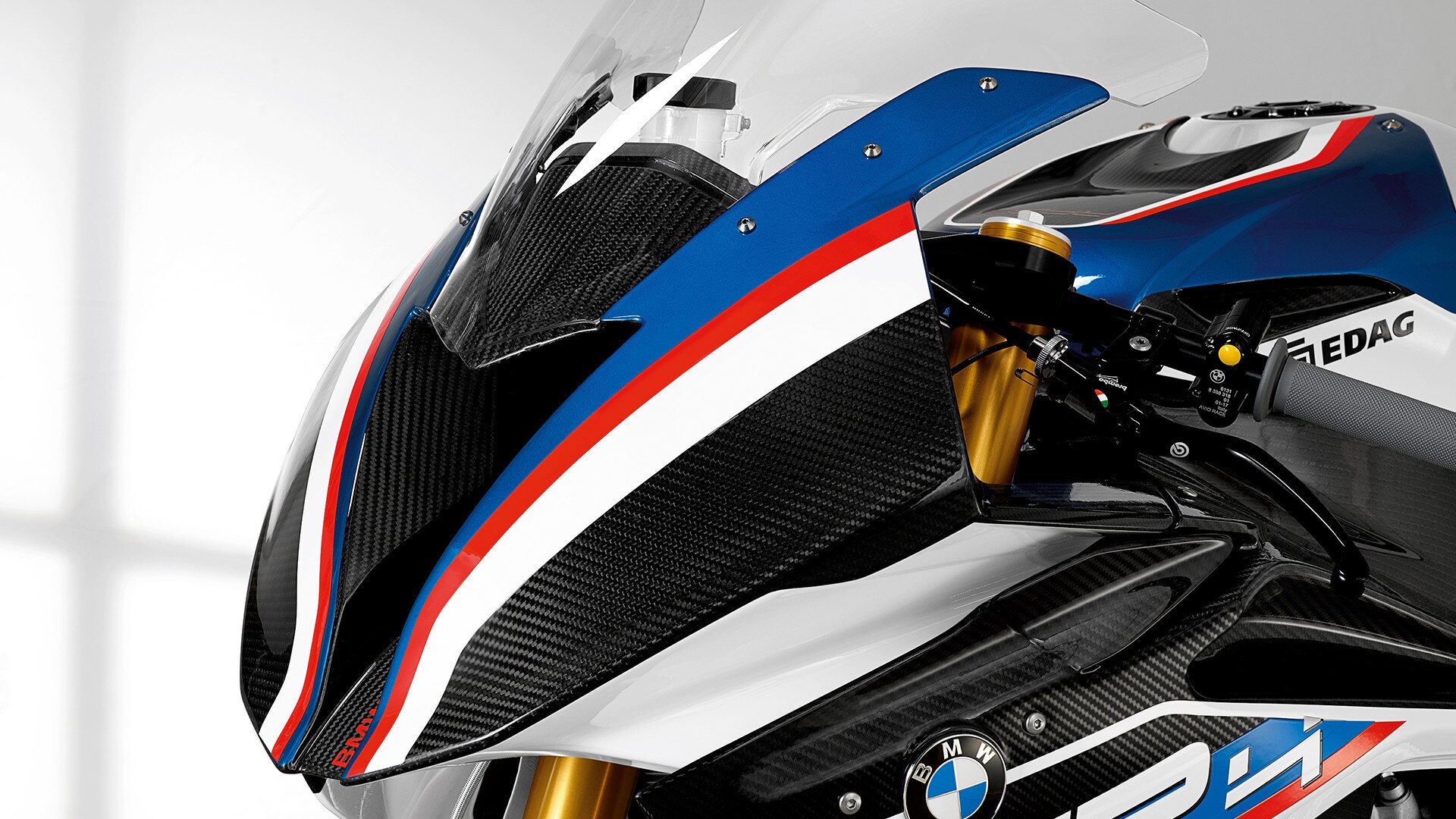 Карбонова предна част на HP4 RACE