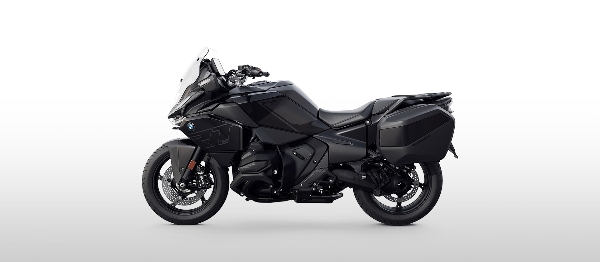 R 1300 RT Triple Black от BMW Motorrad в Blackstorm metallic