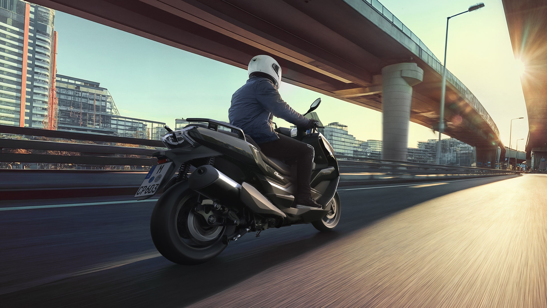 The connectivity solutions of the C 400 GT from BMW Motorrad