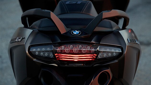 C 650 GT Задна секция
