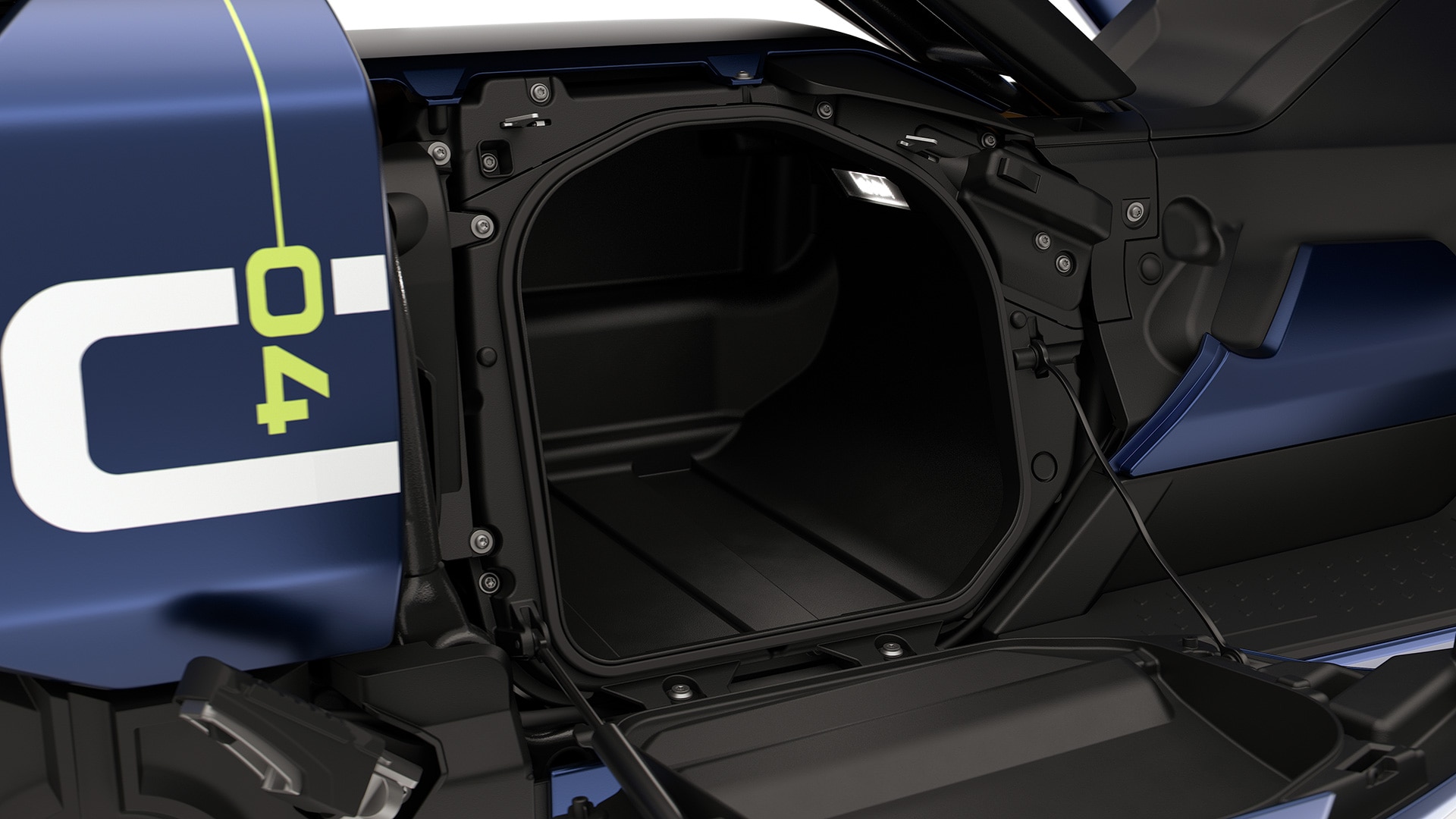 Side Loading на CE 04 от BMW Motorrad